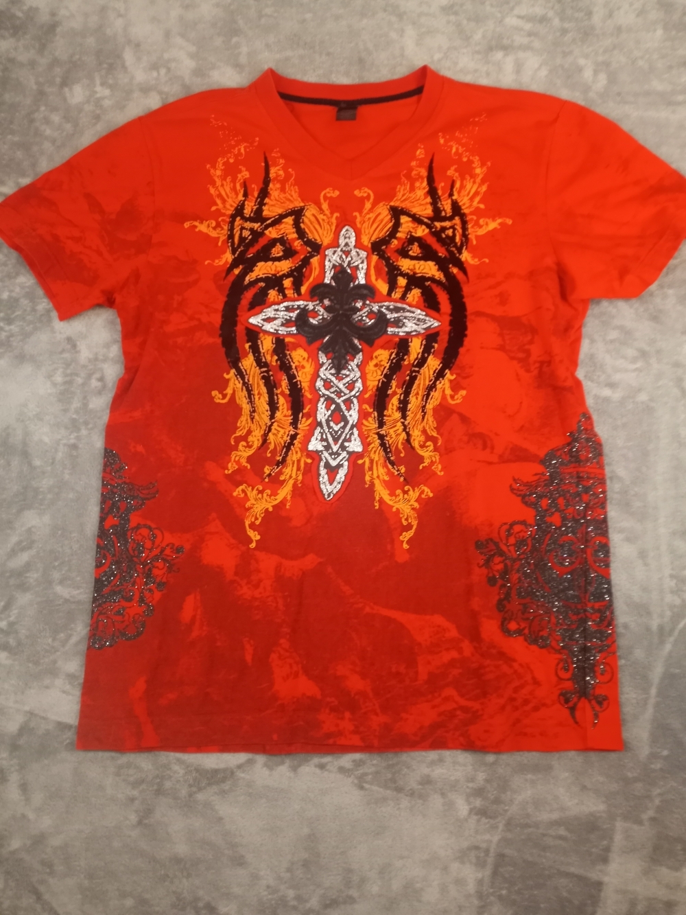 Orange  Graphic Cross V-Neck Men’s Shirt Size Large